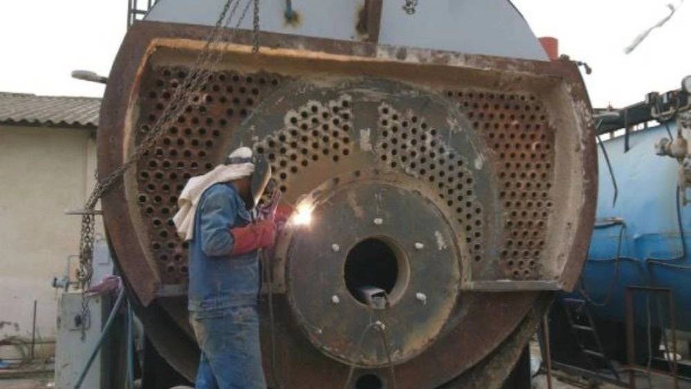 تعمیر دیگ های بخار و تجهیزات شیرآلات گروه صنعتی سپهر در فارس